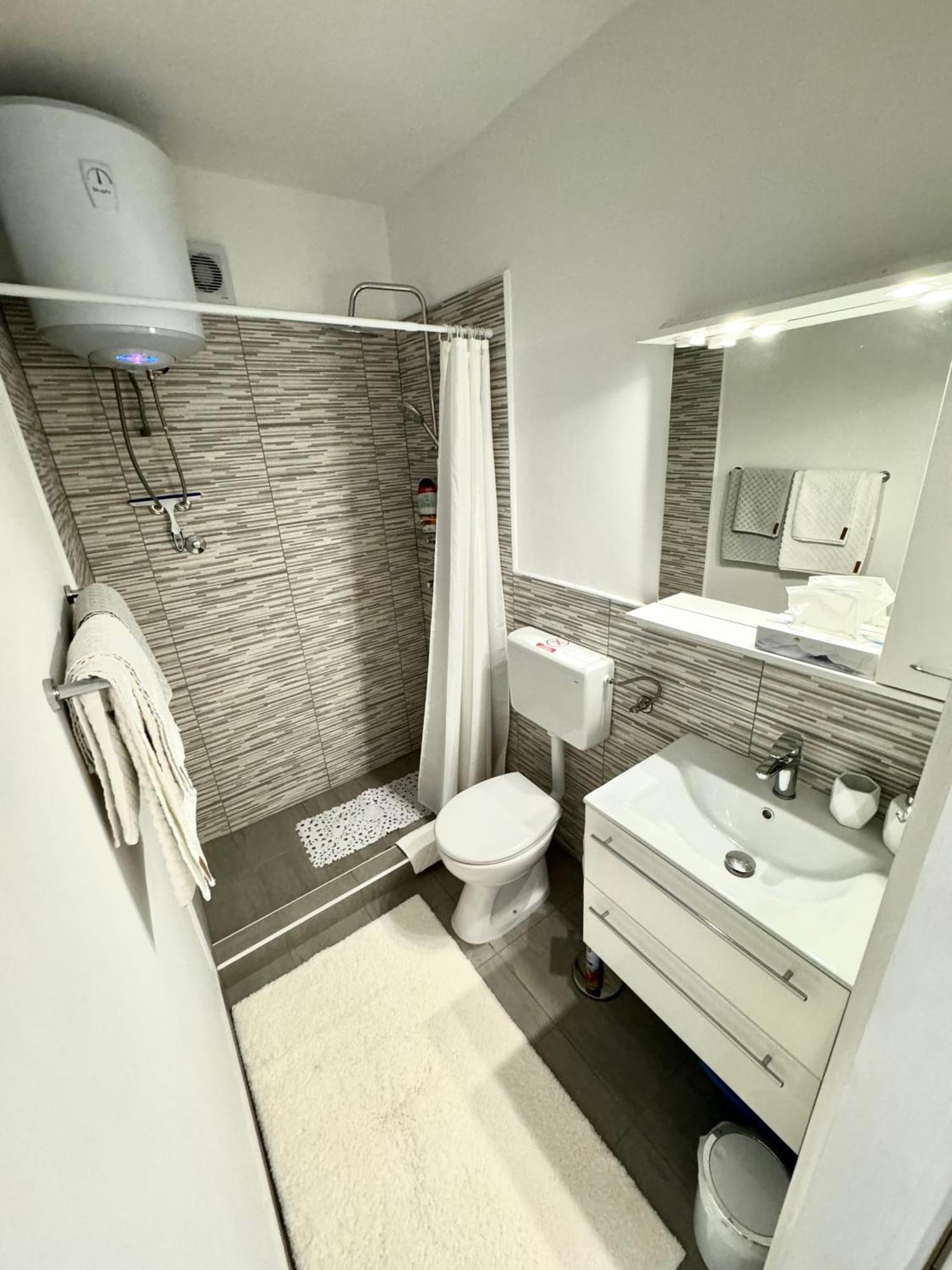 Apartment Kontrada Umago Esterno foto