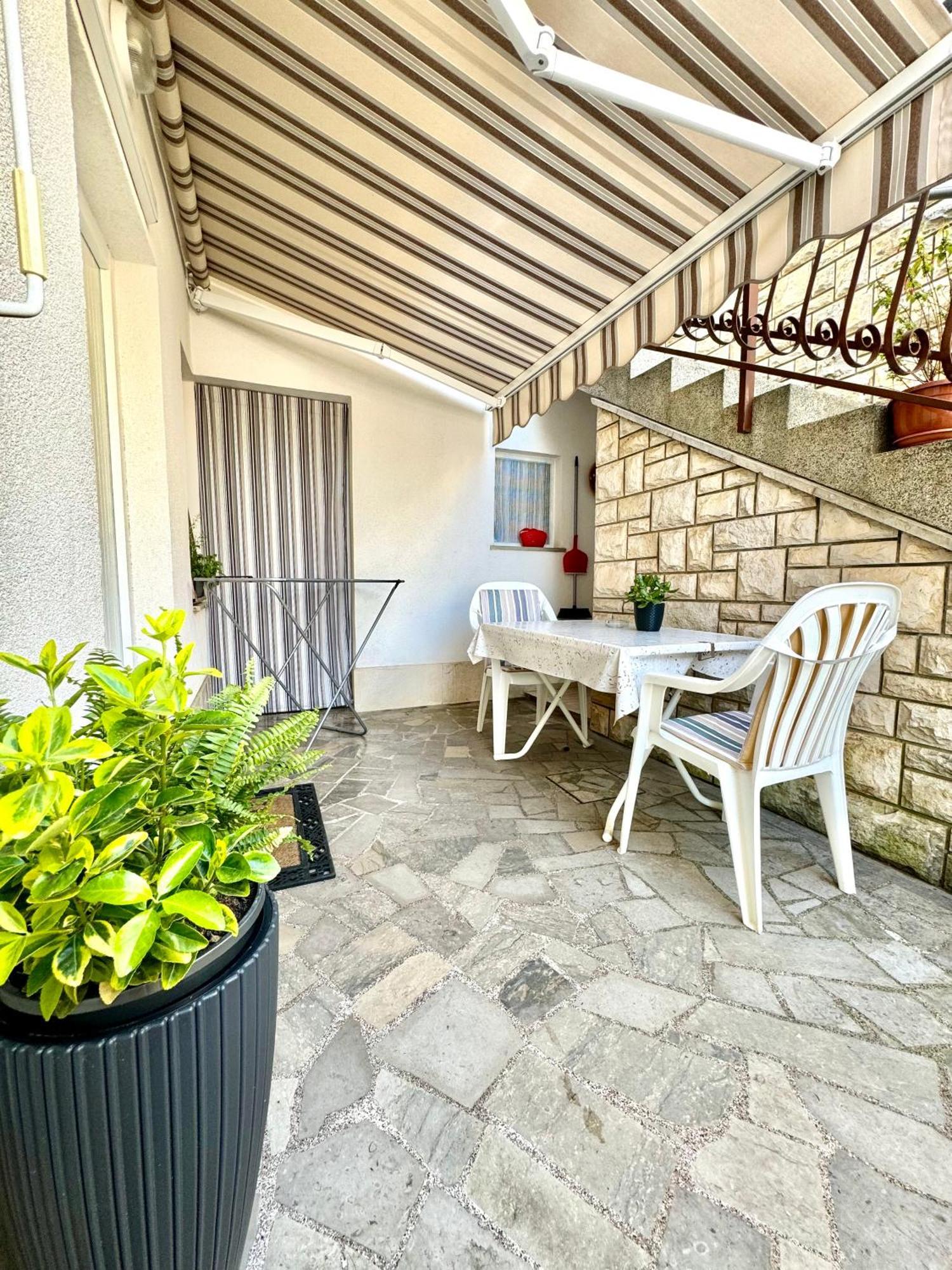 Apartment Kontrada Umago Esterno foto