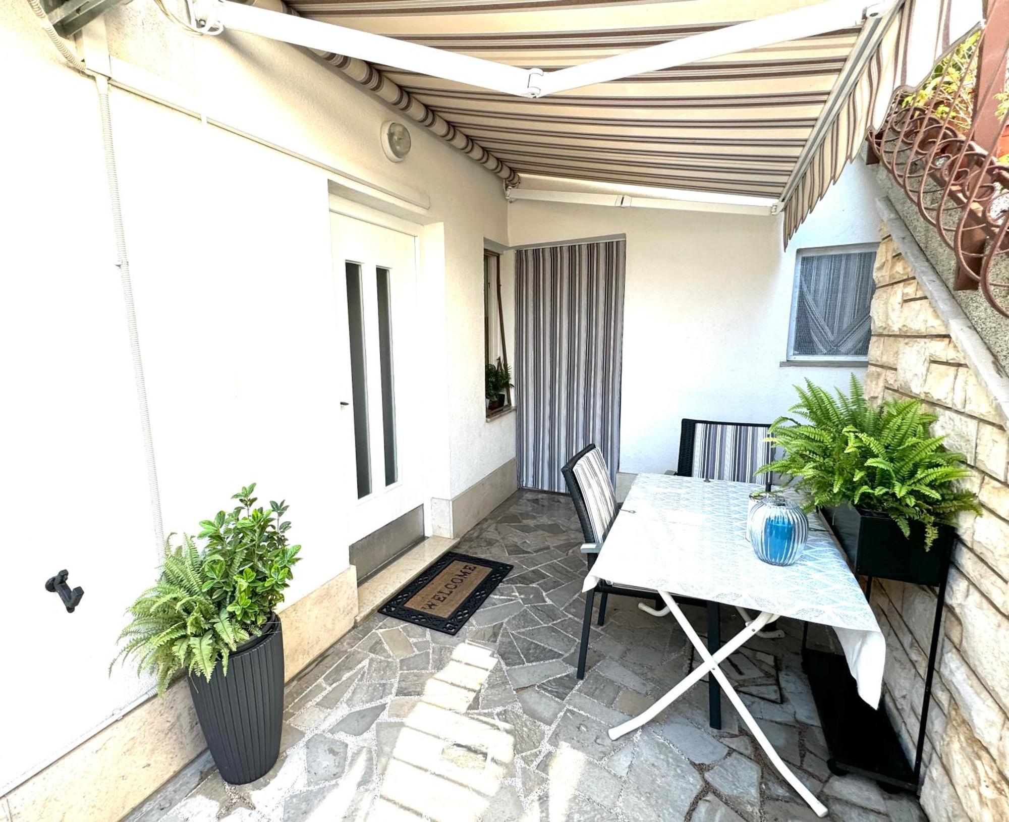 Apartment Kontrada Umago Esterno foto